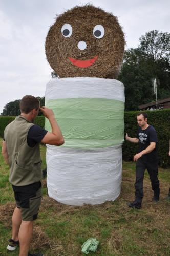 Banner und Strohpuppen 2024